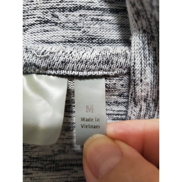 Athleta Gray Blissful Poncho Hoodie 721575 Womens Size Medium Pockets Drawstring - Picture 4 of 9